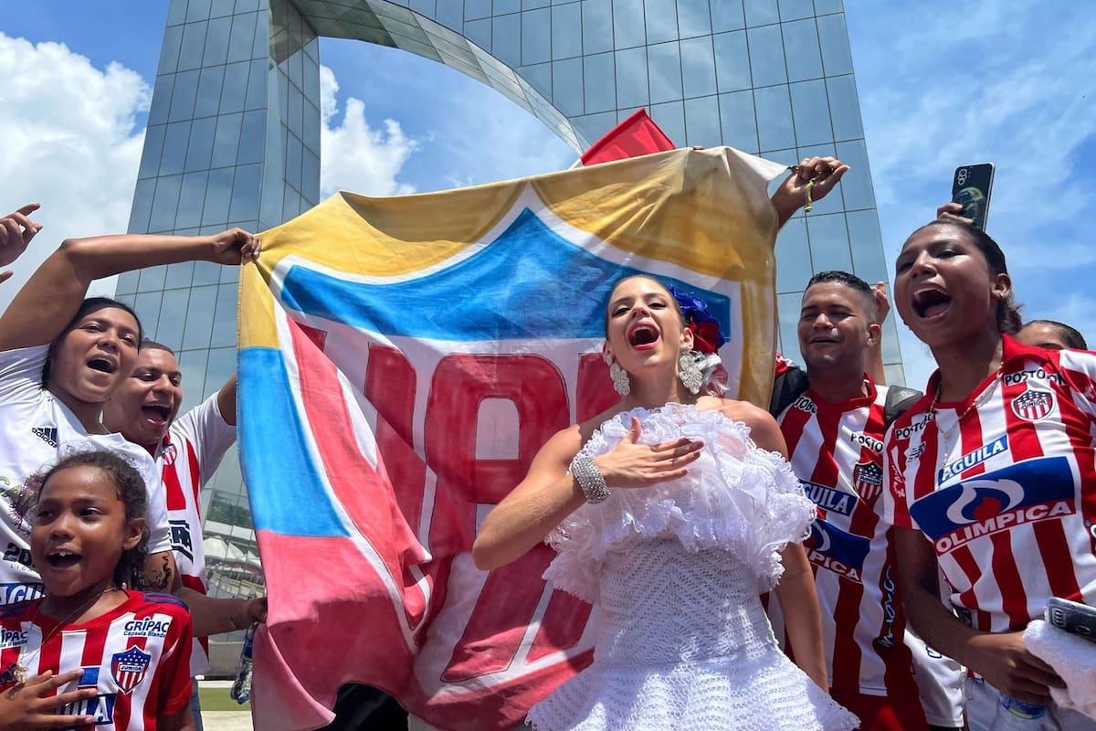 Reina del Carnaval de Barranquilla 2025 abrió su agenda celebrando los 100 del Junior