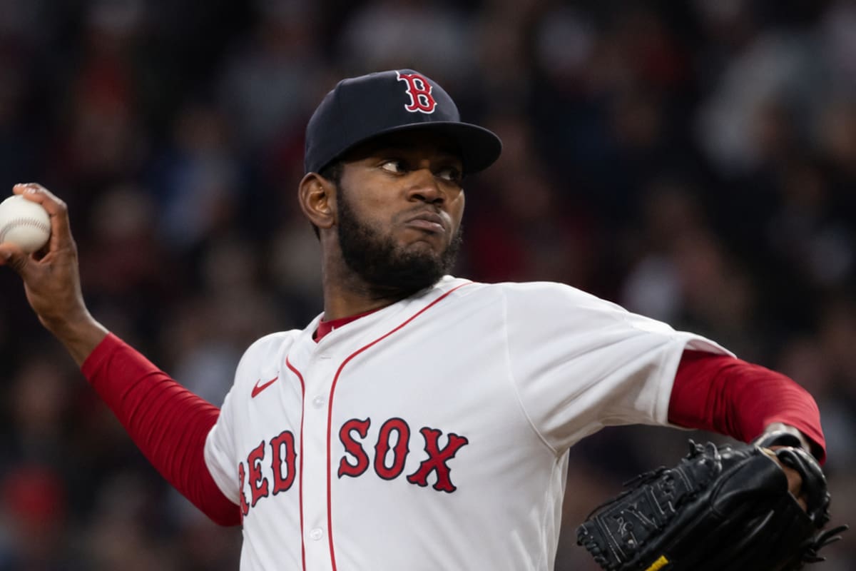 Debutó el gigante Tayron Guerrero con los Medias Rojas de Boston