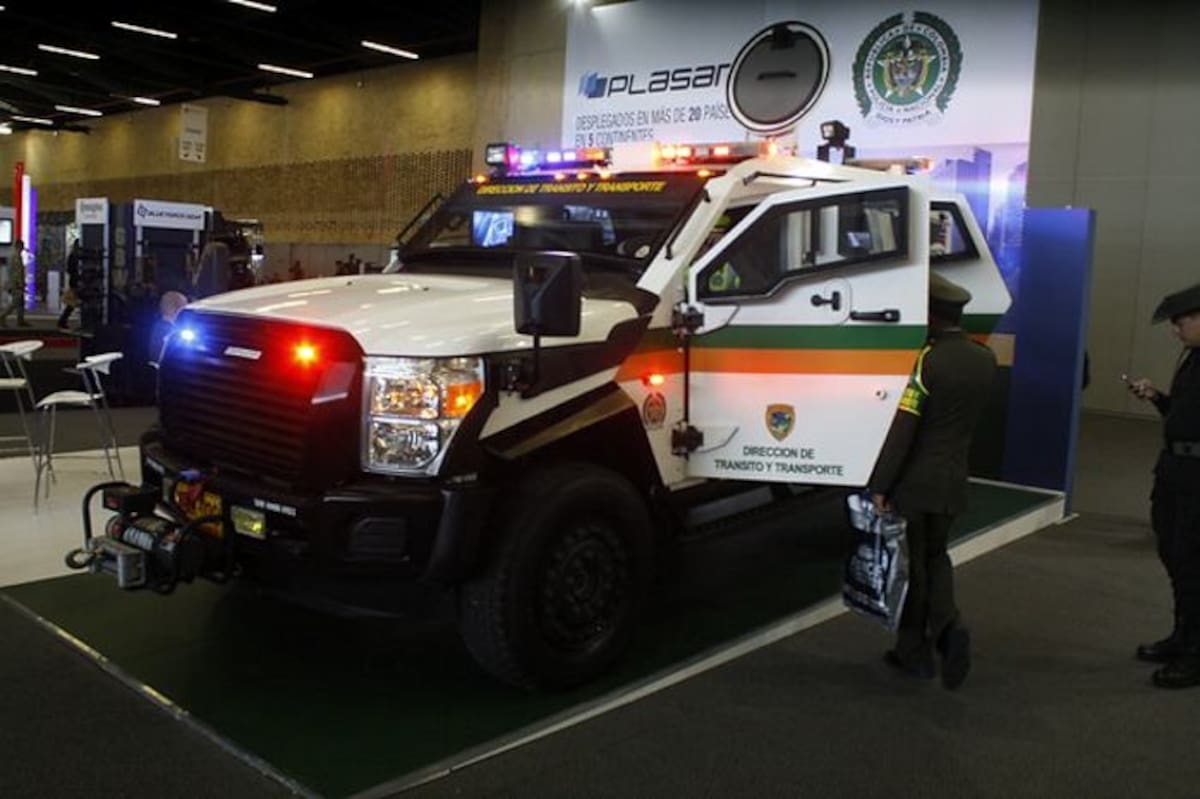 Avances tecnológicos mostrados en Expodefensa 2015 COLPRENSA