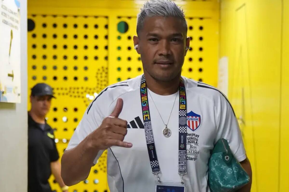 Junior vive momentos de tensión: Nueva ausencia de Teófilo Gutiérrez genera debate