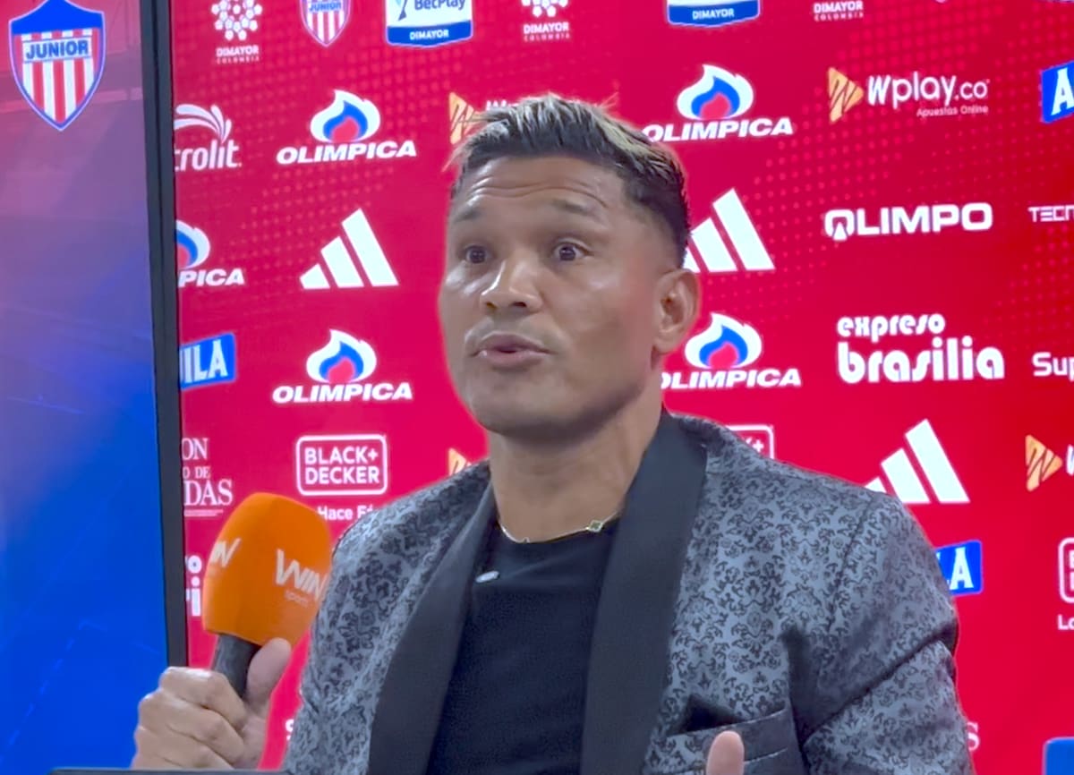 Teófilo Gutiérrez durante el diálogo con los periodistas en la sala de prensa del estadio Roberto Meléndez.//El Universal.