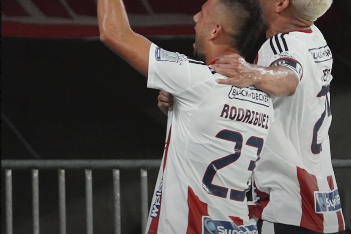 De la mano de ‘Teo’ Gutiérrez y ‘Titi’ Rodríguez Junior vence al Unión