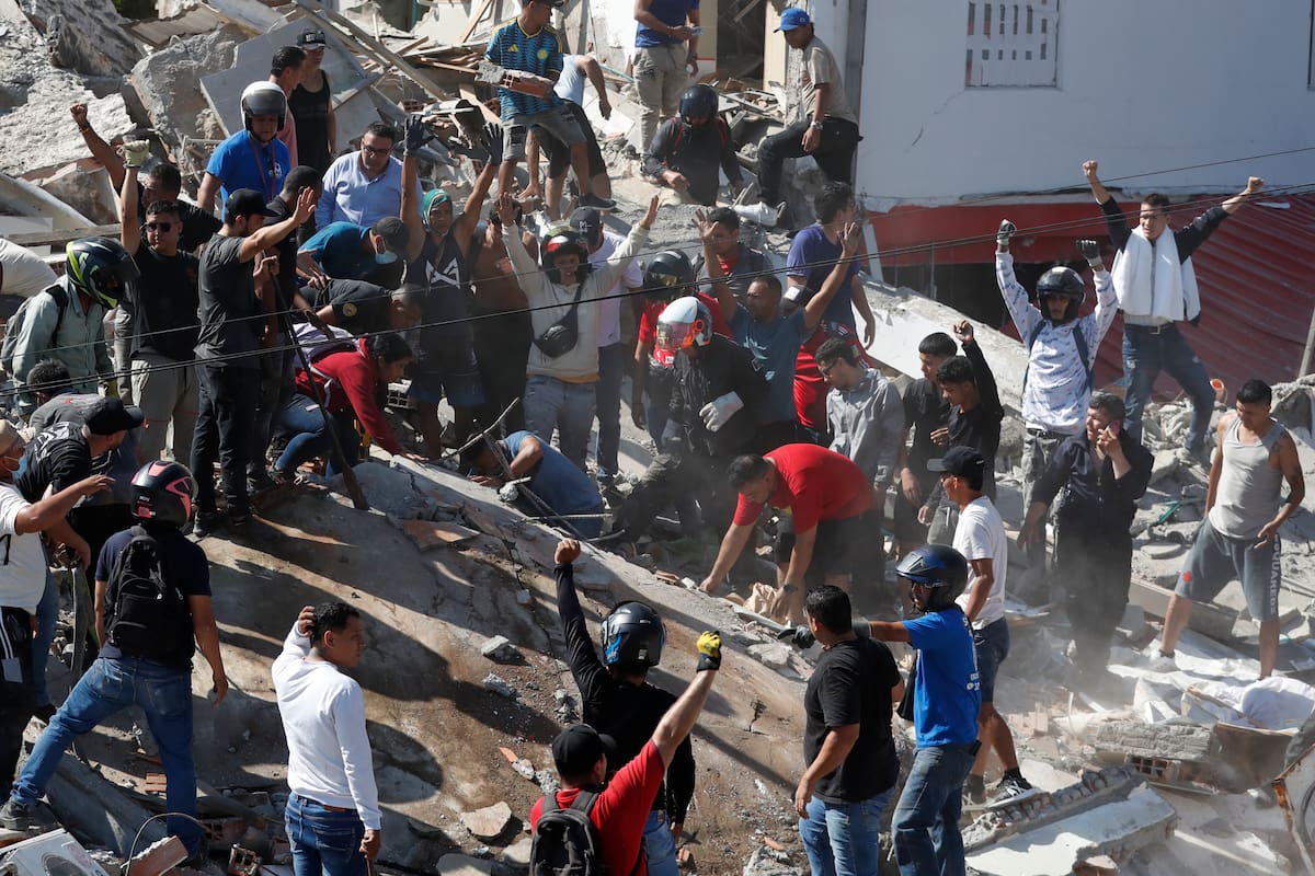 España anuncia millonaria ayuda para afectados por terremoto en Colombia
