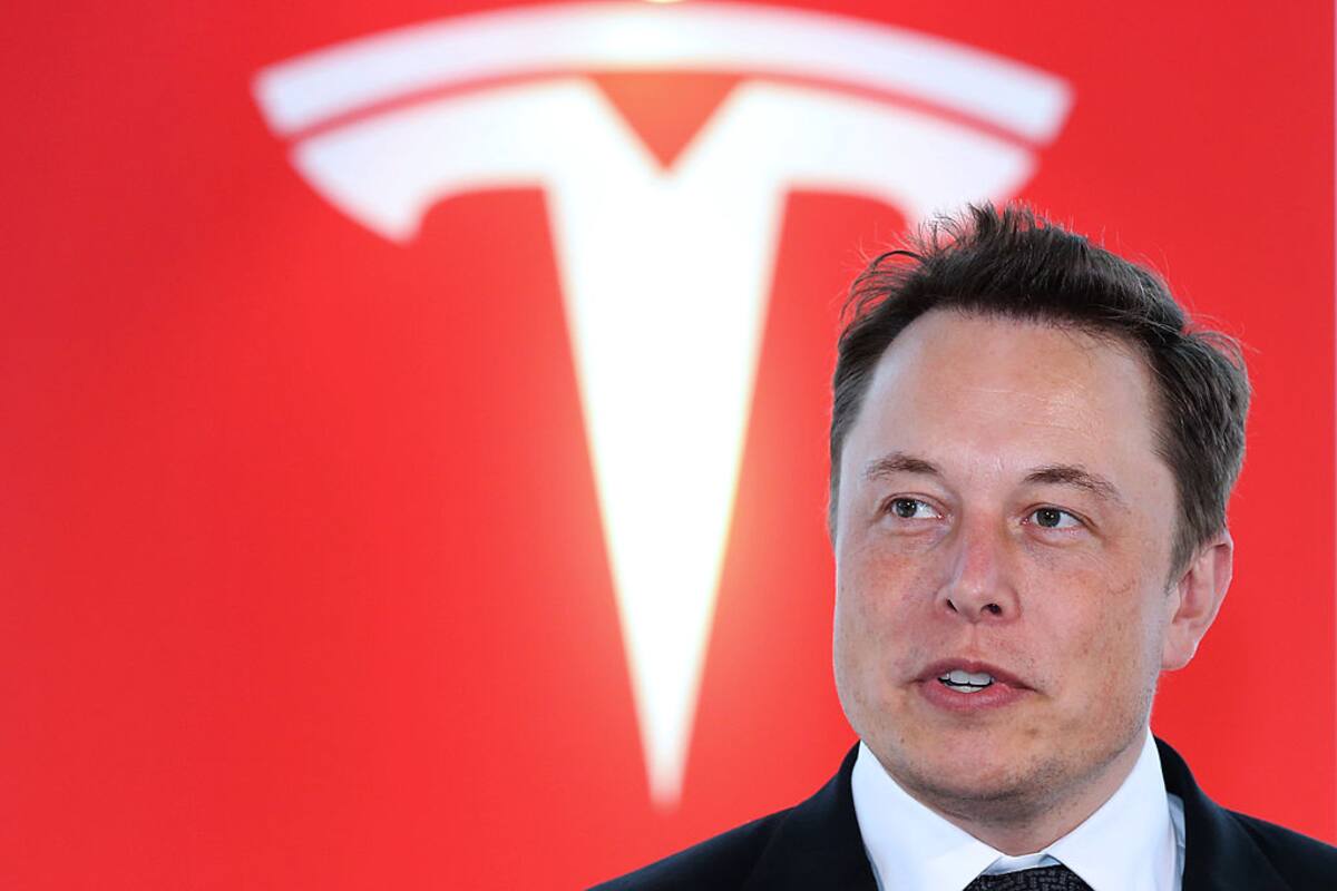 Tesla revela su innovador vehículo con inteligencia artificial