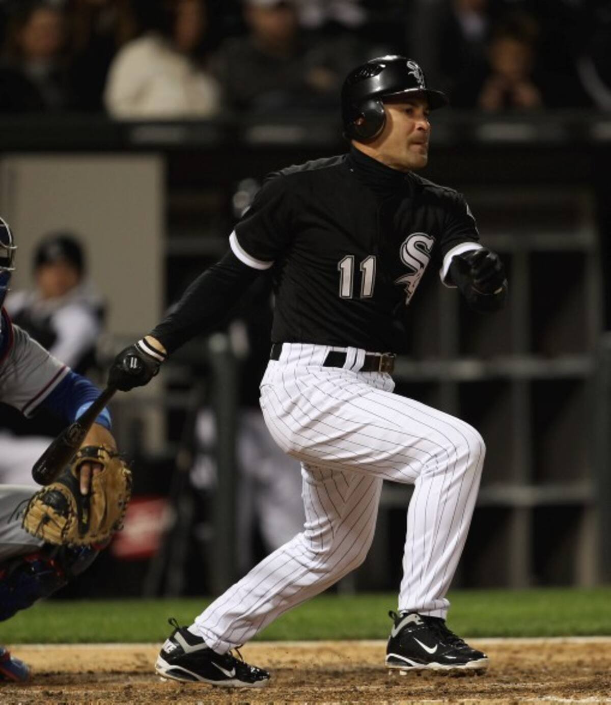 Omar Vizquel juega con los Medias Blancas de Chicago. Jonathan Daniel/ /AFP/