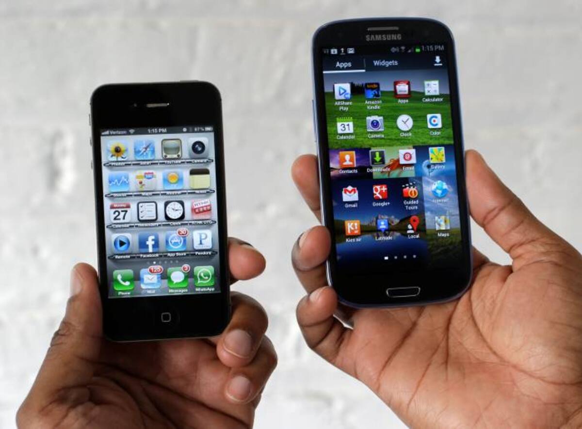 Apple solicitó también al tribunal prohibir algunos de los nuevos teléfonos 4G de la línea Samsung Galaxy, así como el Droid Charge vendido a través de Verizon. AP Marcio Jose Sanchez