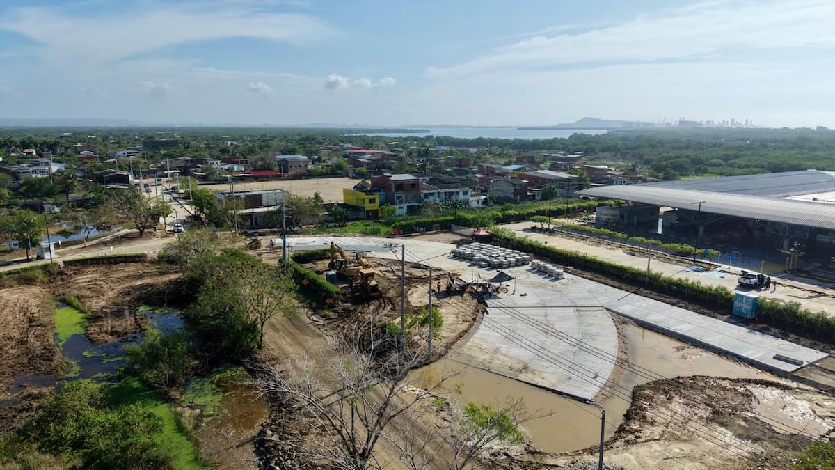 Construcción de nueva doble calzada de la vía a Tierrabaja ya tiene un avance del 40%. // Foto: cortesía - Alcaldía de Cartagena.
