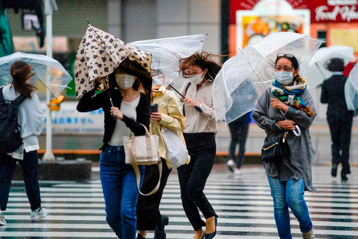 El tifón Mindulle deja cortes eléctricos y vuelos cancelados en Japón