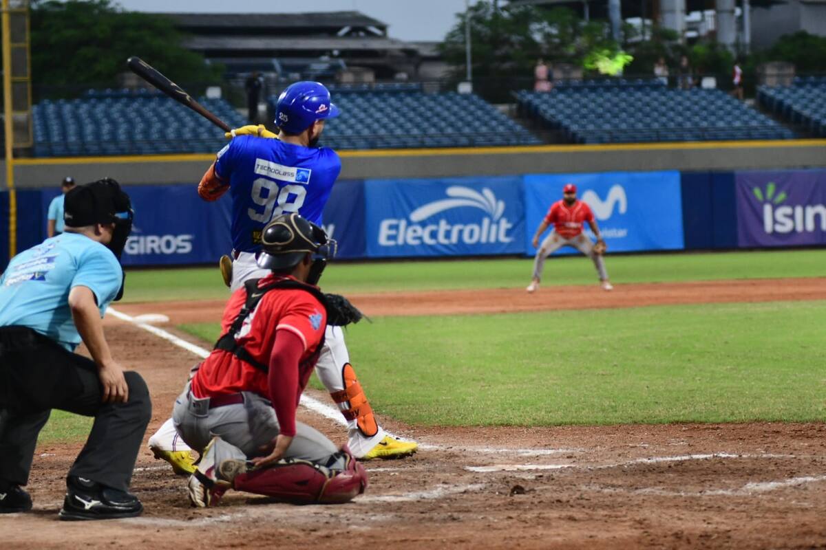 Los Tigres rugen fuerte y se imponen en la doble jornada ante los Caimanes