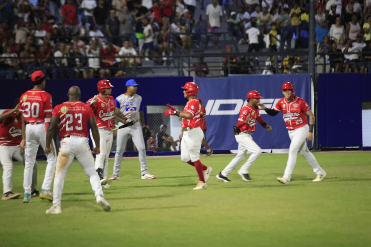 Tigres están a un paso de la final. // OSCAR DÍAZ