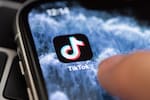 Le tendió una trampa por TikTok al hombre acusado de abusar de su hija de 11 años: esto pasó