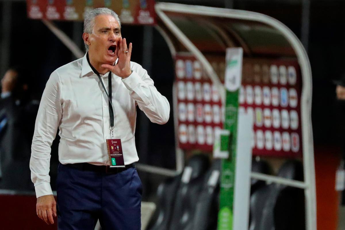 Tite dice que Brasil está “en una etapa de construcción”