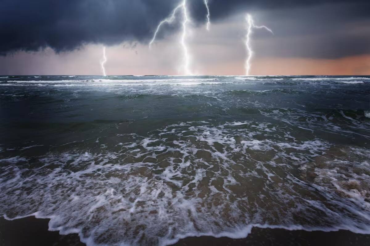 ¿Lluvias y vendavales del huracán Milton llegarán a Colombia?