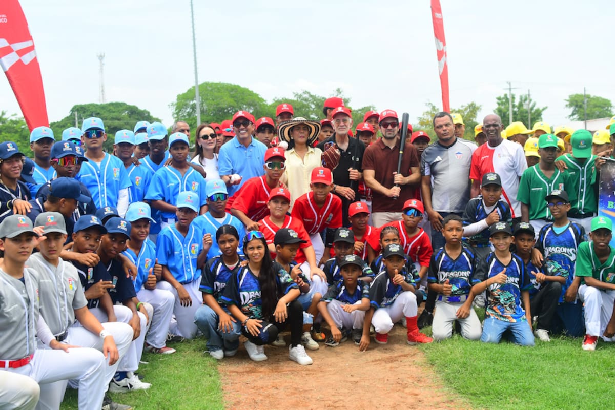 Inicio del torneo Batea Atlántico 2026 despertó la emoción por el béisbol en Manatí
