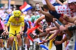 ¿Tadej Pogacar correrá la Vuelta a España? esto dijo el ciclista a los periodistas