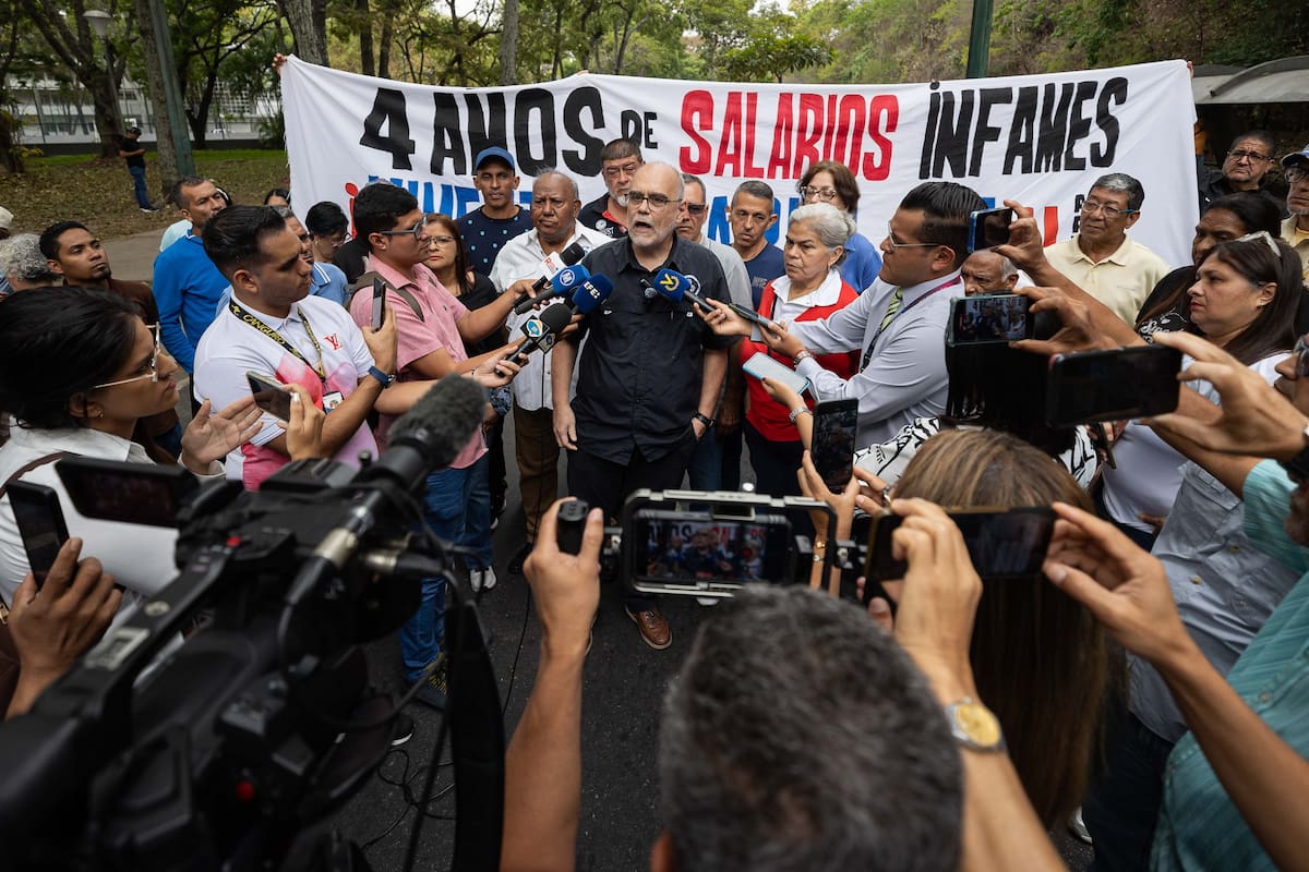 Universidades públicas de Venezuela irán a paro de 24 horas por crisis salarial