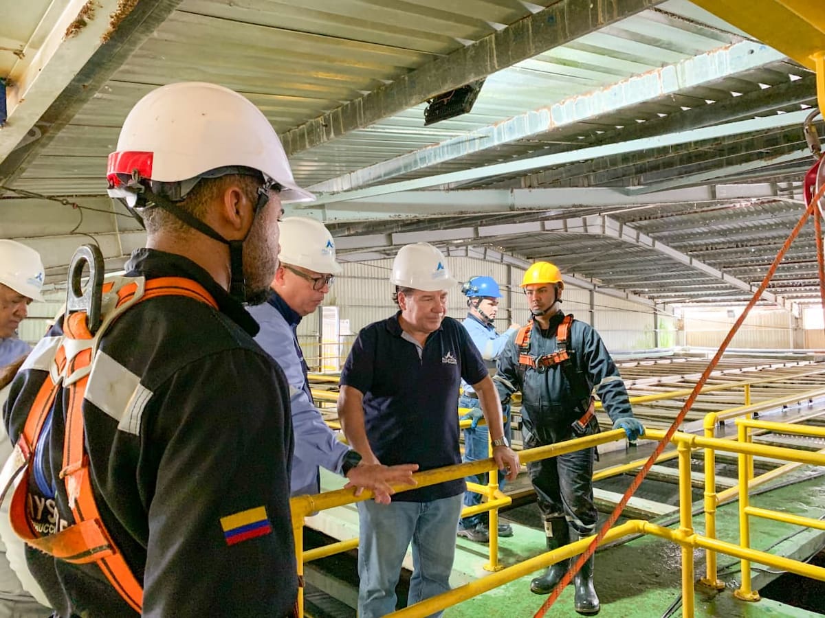 Trabajos de Aguas de Cartagena en la Planta de Tratamiento de Agua Potable El Bosque. // Foto: cortesía - Acuacar
