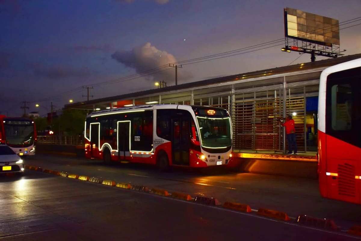 Transcaribe informa cuánto se gastó en iluminación navideña de bus