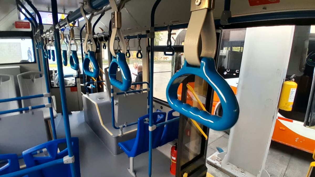 Transcaribe estrena 17 nuevos autobuses para reforzar varias rutas de Cartagena // Julio Castaño - El Universal