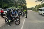 Policía de Tránsito refuerza la seguridad vial de motociclistas en las carreteras de Bolívar