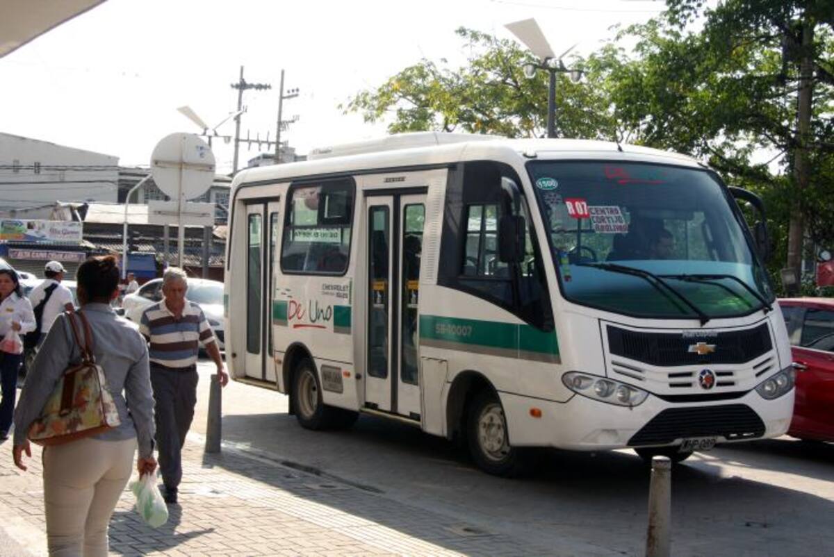 Desde el fin de semana anterior comenzaron a regir en Sincelejo las nuevas tarifas para el servicio público de transporte de taxis y busetas. MANUEL SANTIAGO PÉREZ/EL UNIVERSAL/