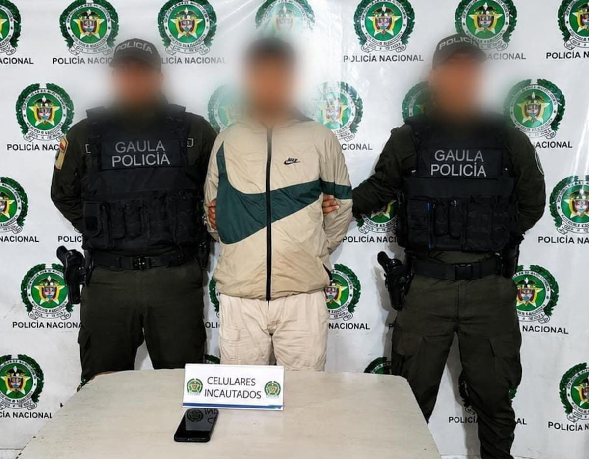 La Policía permitió detener a tres personas en flagrancia y a otra mediante orden judicial en Barranquilla. // FOTO: SUMINISTRADA POR POLICÍA NACIONAL.