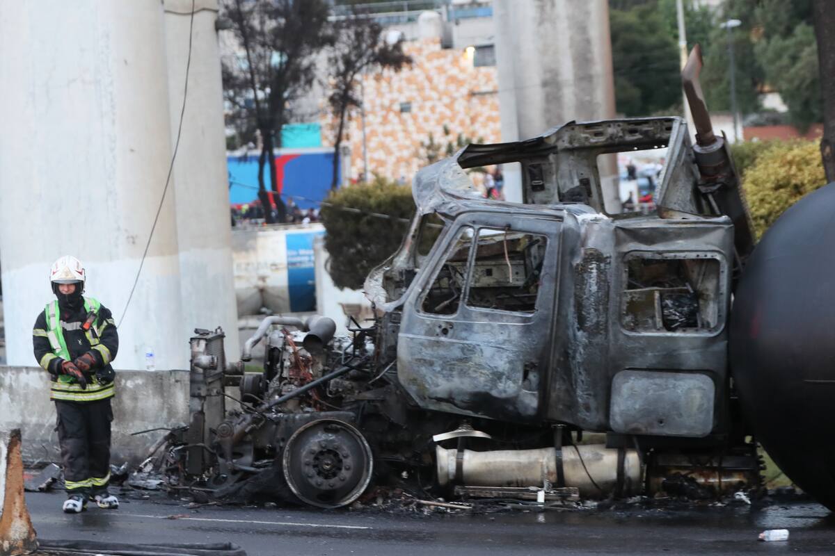Tragedia por explosión de pipa de gas deja fallecidos y lesionados en México