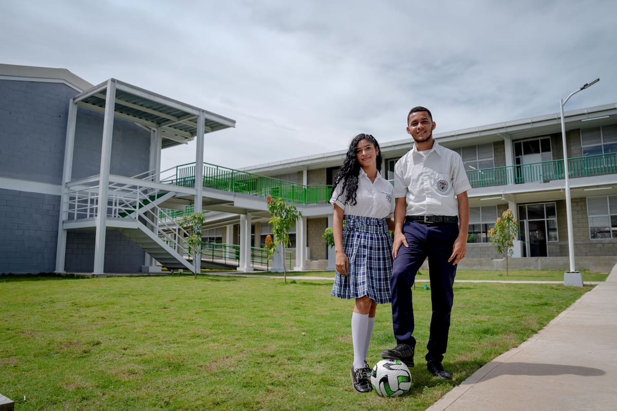 Tres nuevos megacolegios impulsarán la educación en Bolívar