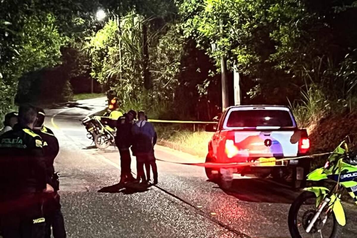 Triple homicidio: tres hombres fueron asesinados dentro de una camioneta