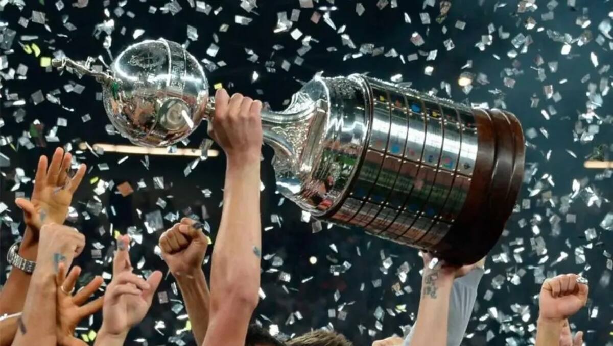 Varios equipos en Colombia luchan por llegar a la Copa Libertadores. //FOTO: EFE