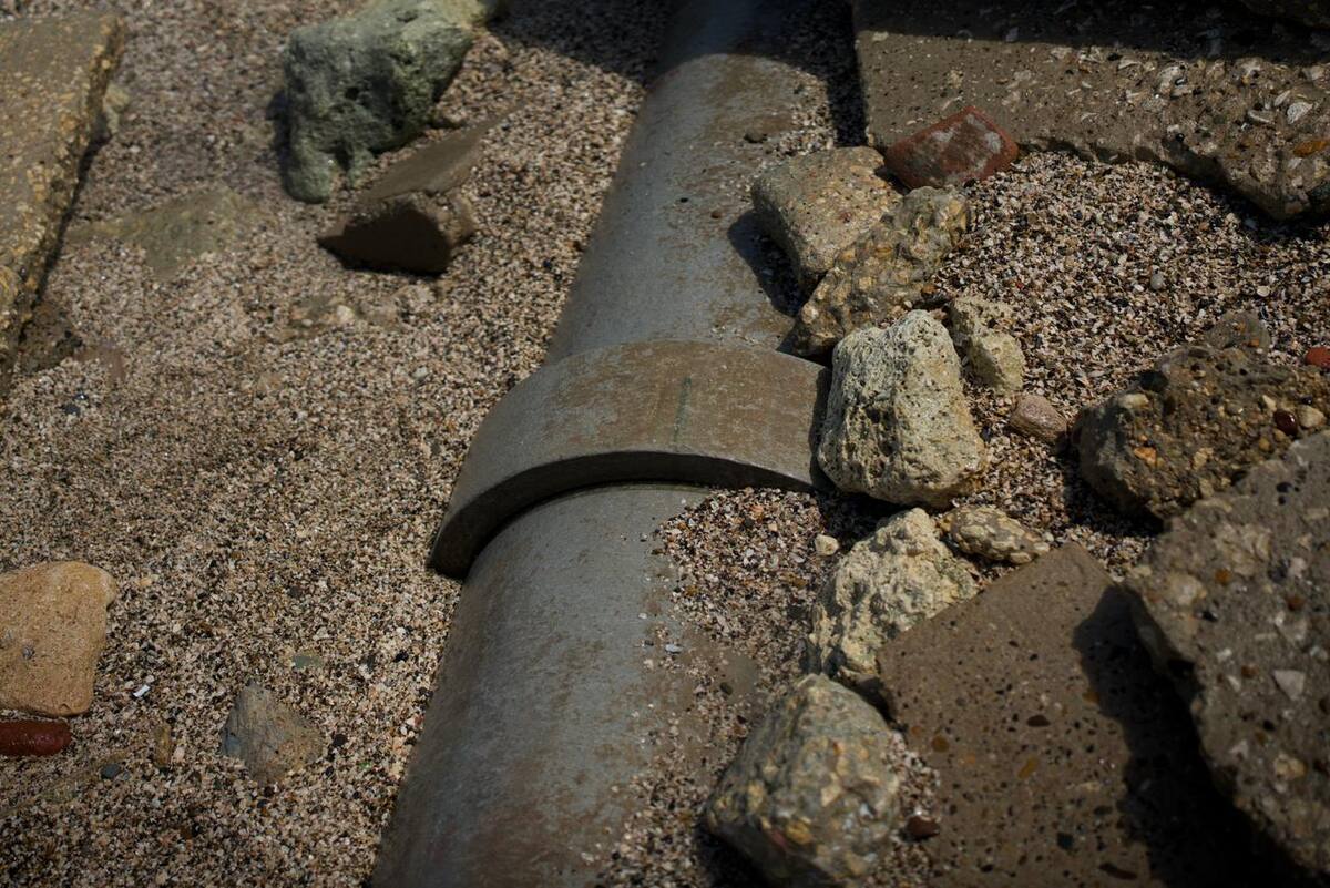 Tubo en la Avenida Santander. // Foto: cortesía - Alcaldía de Cartagena.