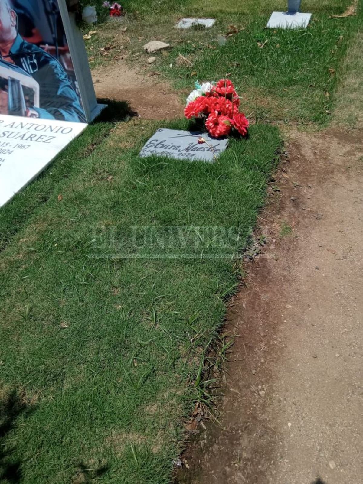 Estado de la tumba de Mamá Vila en el cementerio Jardines del Santo Ecce Homo en Valledupar. //Foto: El Universal.