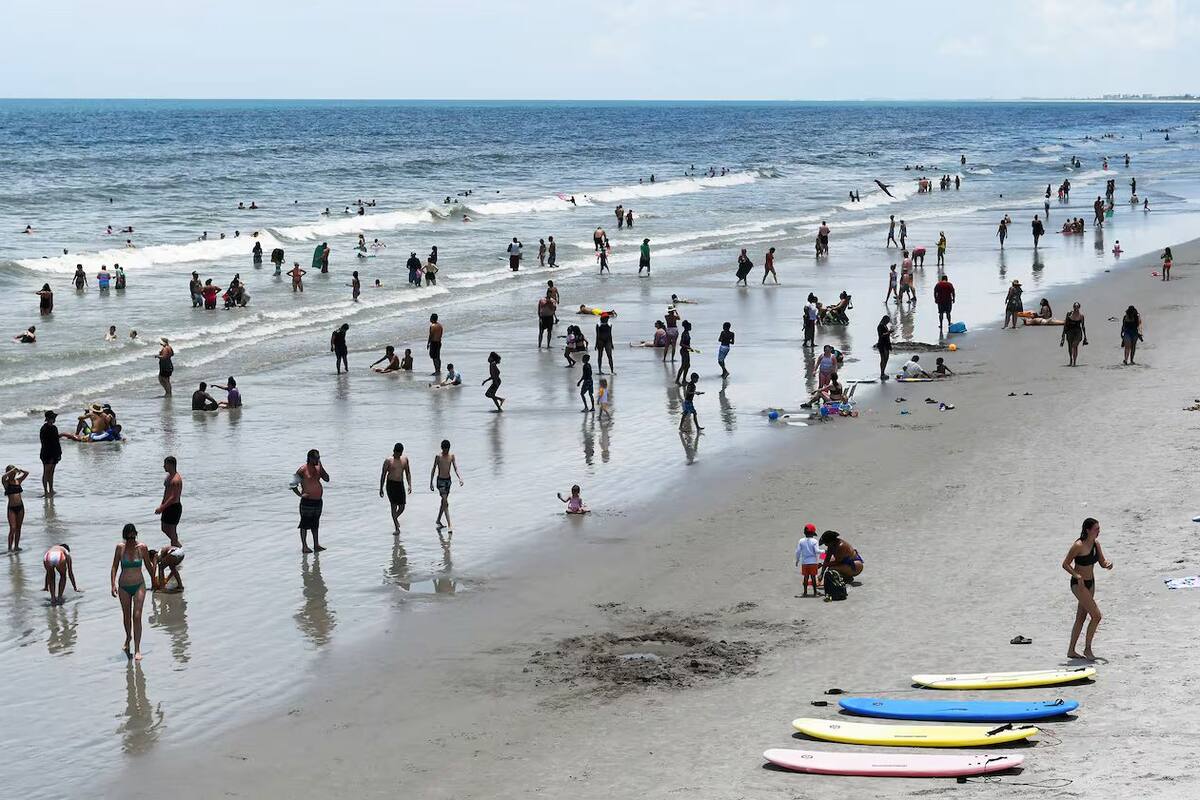 Turistas argentinos critican playas de Cartagena y se hacen virales