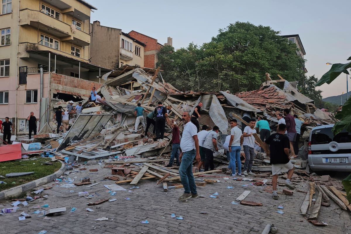 Video: fuerte terremoto sacudió a Turquía este domingo