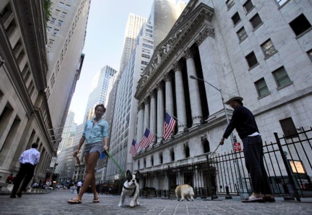 Nueva York poco a poco retorna a la calma después del paso del huracán Irene. AP