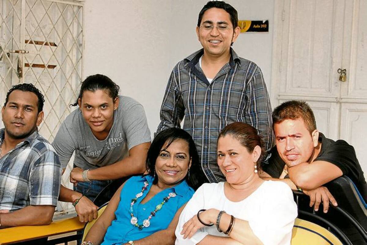 Equipo humano del Canal de Televisión de la Universidad de Cartagena. CORTESÍA
