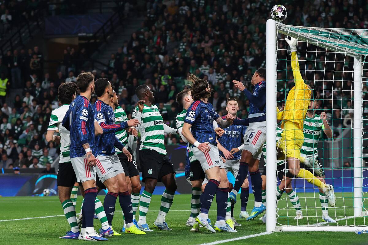 Arsenal se llevó la ventaja contra Sporting de Lisboa en la Champions League. //Foto, EFE: MANUEL DE ALMEIDA
