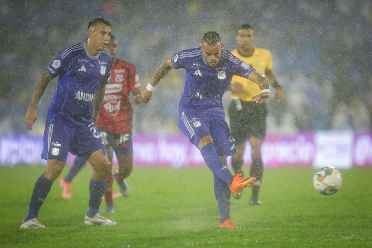 Una acción del juego entre azules y rojos. // COLPRENSA