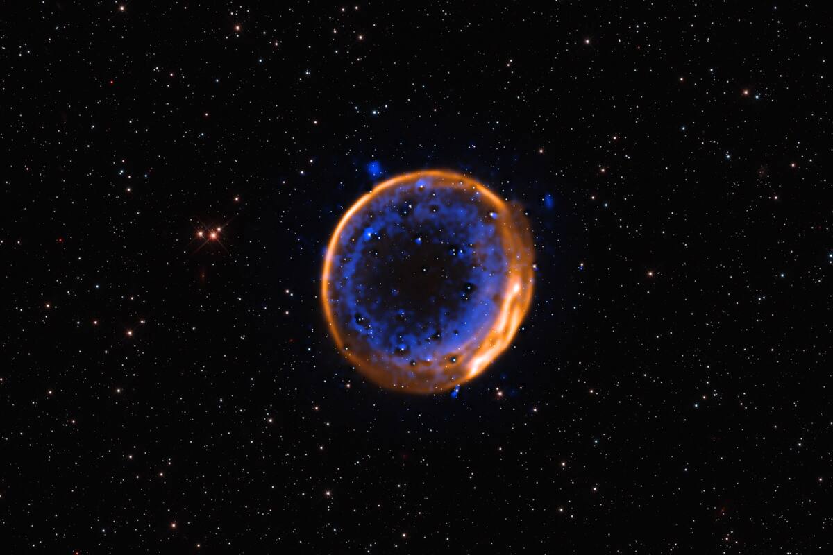 Imagen muestra restos de estrella destruida tras doble explosión