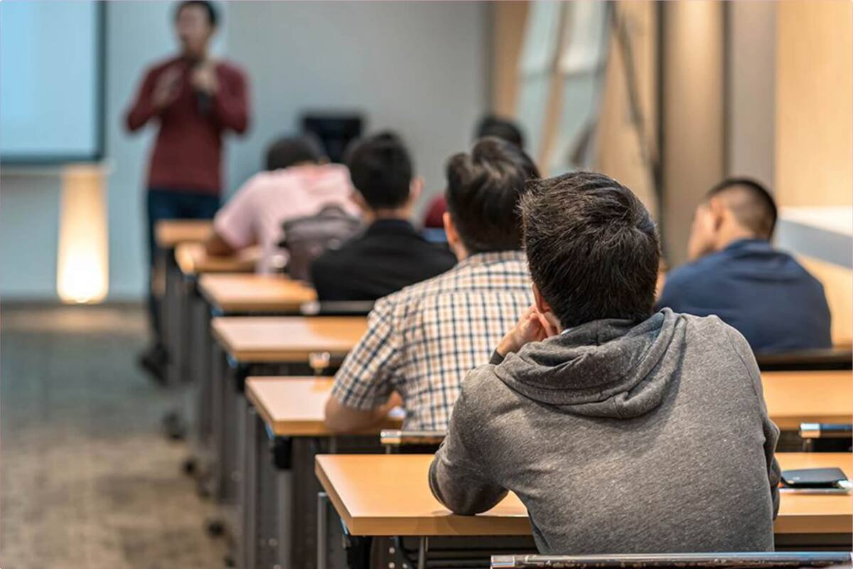 Fondo Nacional del Ahorro lanzará créditos para educación superior.