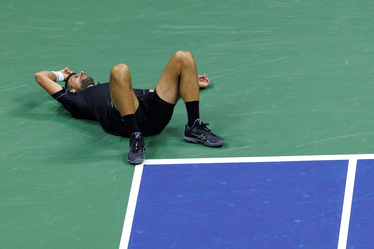 Video: el vómito y las lágrimas de Novak Djokovic en su derrota en el Abierto de Estados Unidos