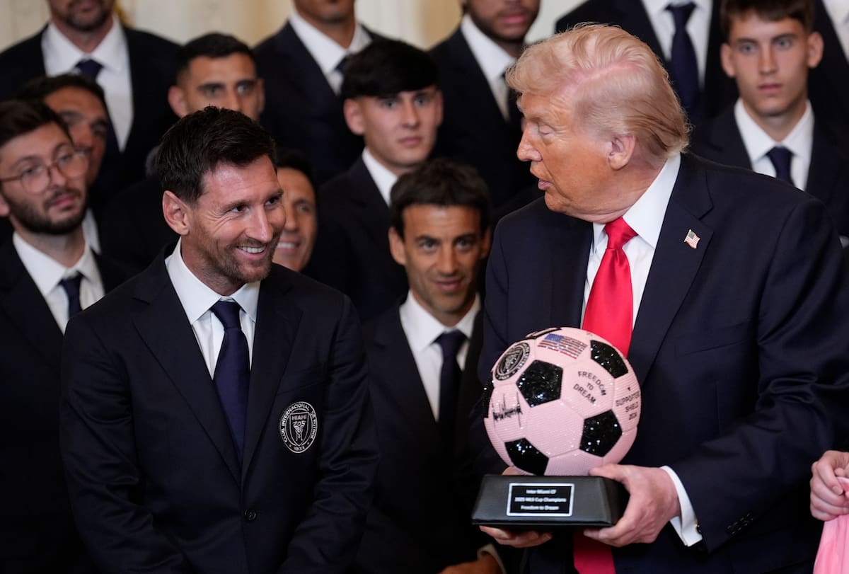 Donald J. Trump y Lionel Messi. EFE/EPA/YURI GRIPAS / POOL