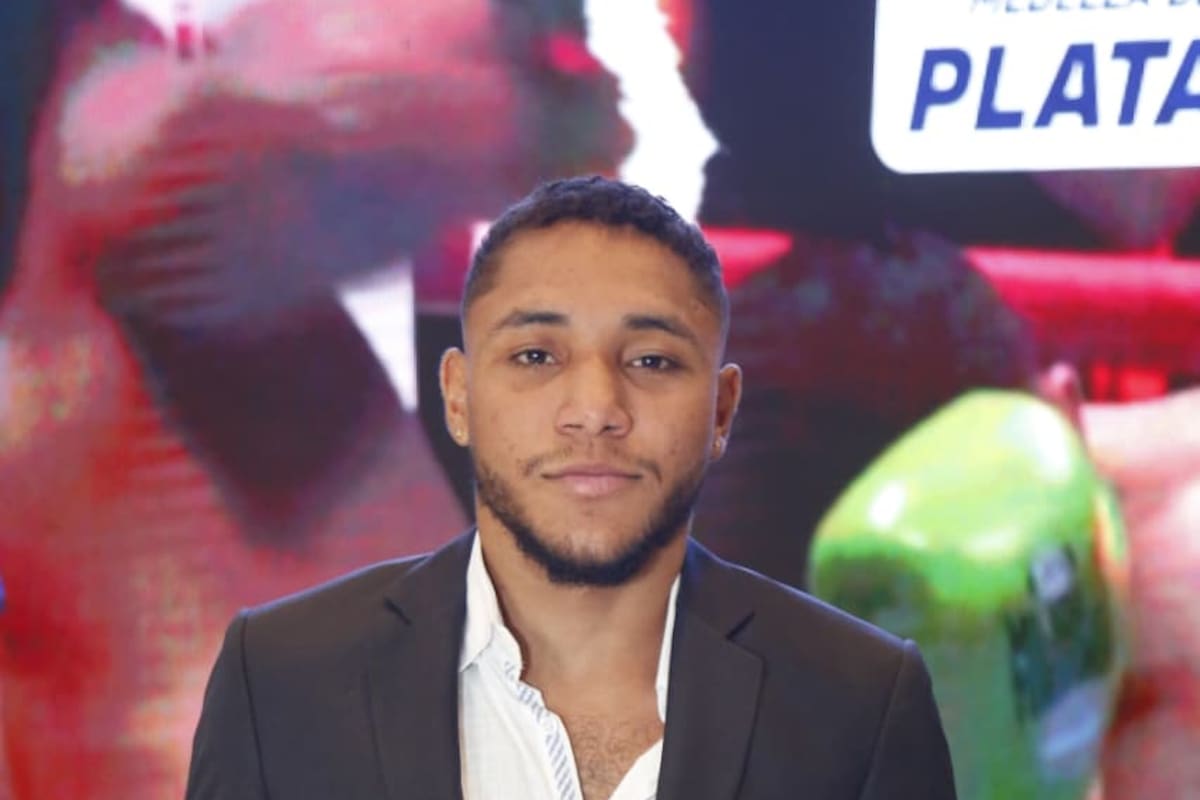 Carlos Utria, el gran campeón, le dice a los niños, “hay que creérselas”