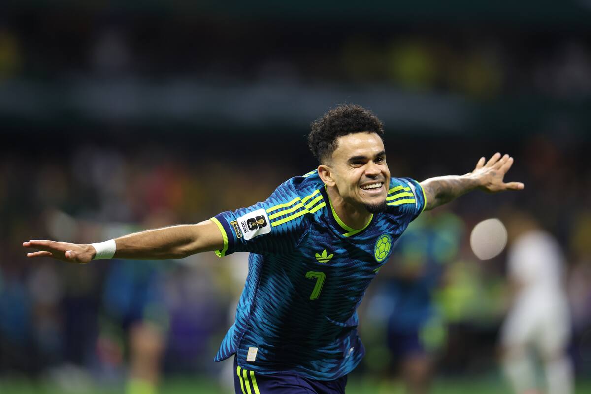 Luis Díaz marcó su primer gol en Mundiales en el momento que Colombia más lo necesitaba. 1-2 contra Uzbekistán. //Foto, AP: Ashtin Barker
