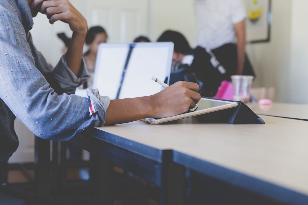 Más de 9.000 vacantes a docentes serán habilitadas en 2026 por parte de Mineducación// 123rf.