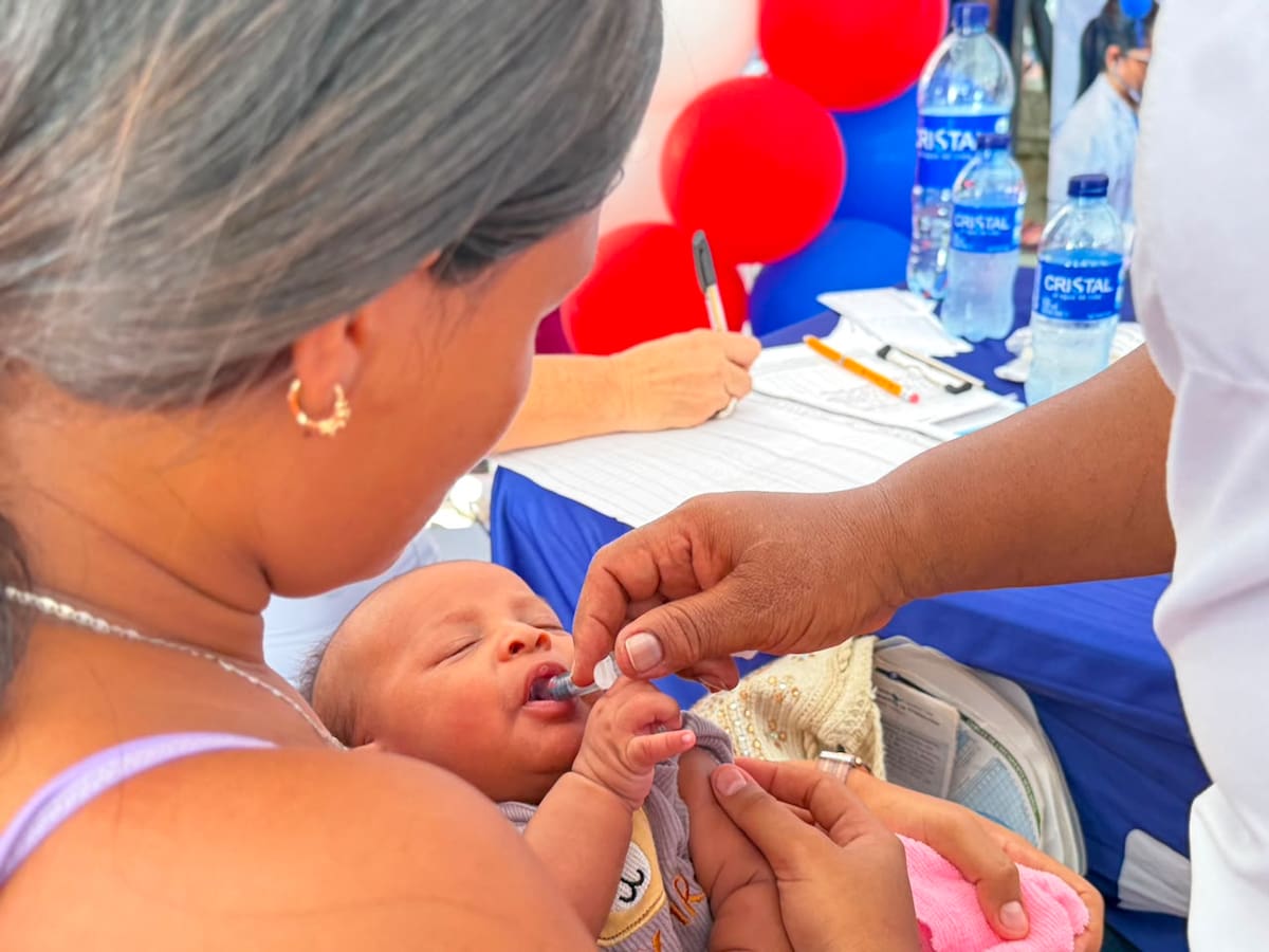 Vacunatón escolar en Cartagena: jornada busca proteger a niños y jóvenes contra más de 30 enfermedades. // cortesía: Distrito de Cartagena