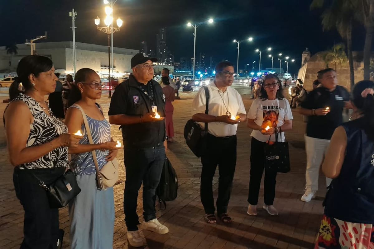 Entre lágrimas y oraciones: así transcurrió la velatón por 6 desaparecidos en Cartagena