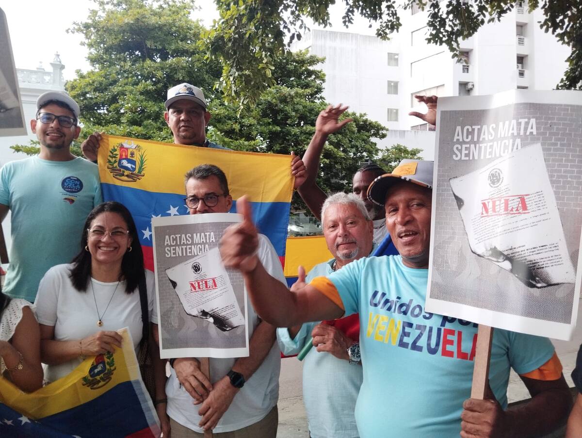 Venezolanos en Cartagena.//Foto: Oscar Diaz Acosta - El Universal
