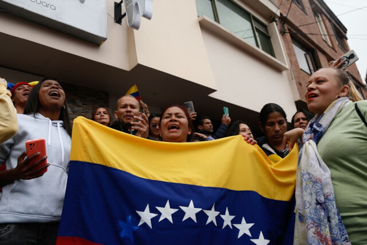 Migrantes venezolanos en Colombia tendría permiso especial de permanencia