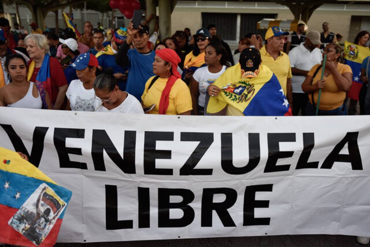 Venezuela libera a cuatro presos más y ya son 16 en 48 horas